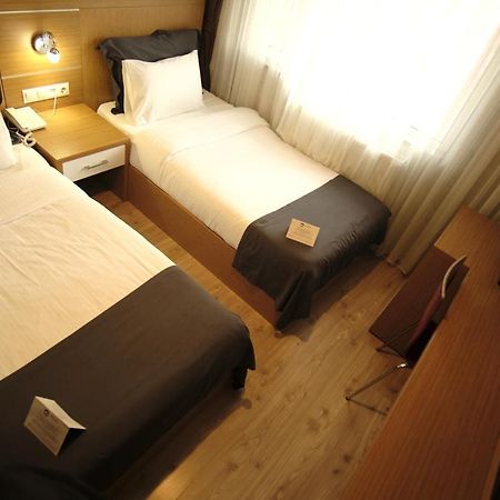 Rhisos Otel Rize Bagian luar foto