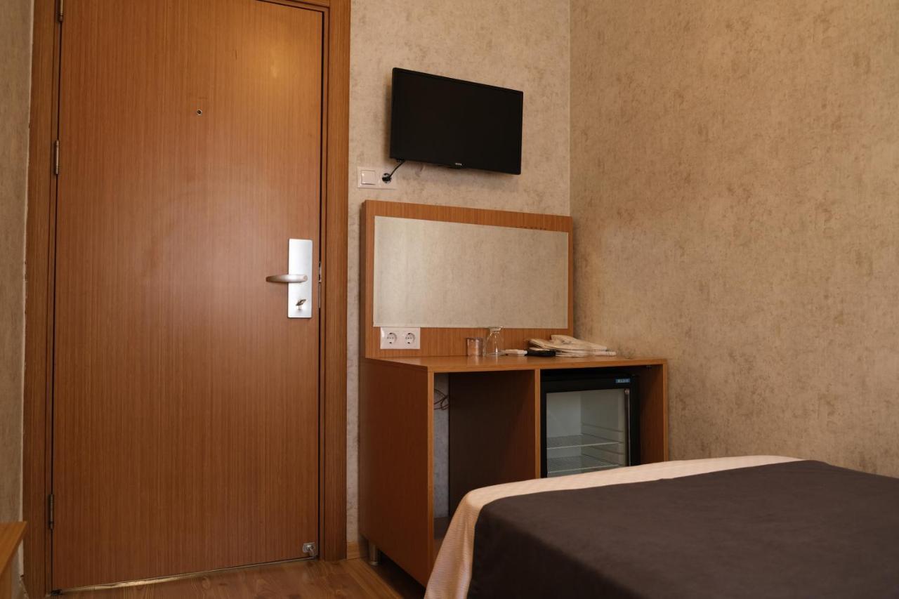 Rhisos Otel Rize Bagian luar foto